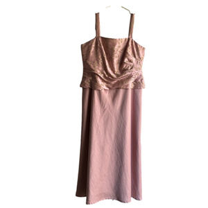 Jessica Howard Pink Midi Dress two piece sewn together hemmed to midi expertly